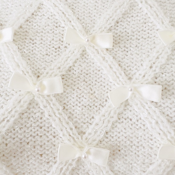 Vintage Cream Cable Knit Sweater with Bows and Pearls Size Large Coquette Girly - Picture 7 of 14